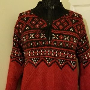 Previously loved thick and warm women's sweater